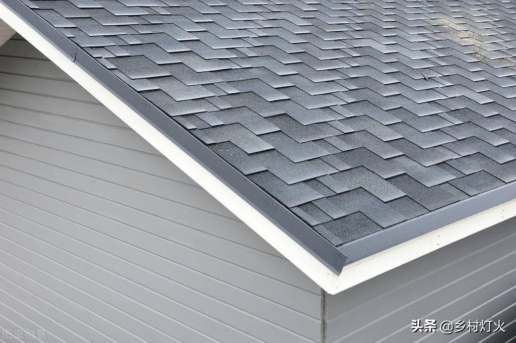 How about using asphalt shingles for building houses in rural areas? After using it for two years, I will tell you the advantages and disadvantages of asphalt shingles.